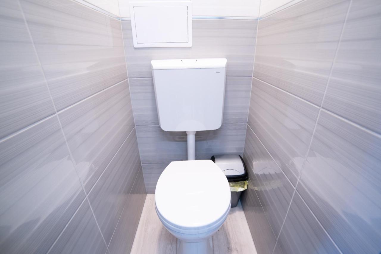 Comfort 66 - Real-Life 3-Room Family Stay With 4 Beds Mişcolţ Exterior foto